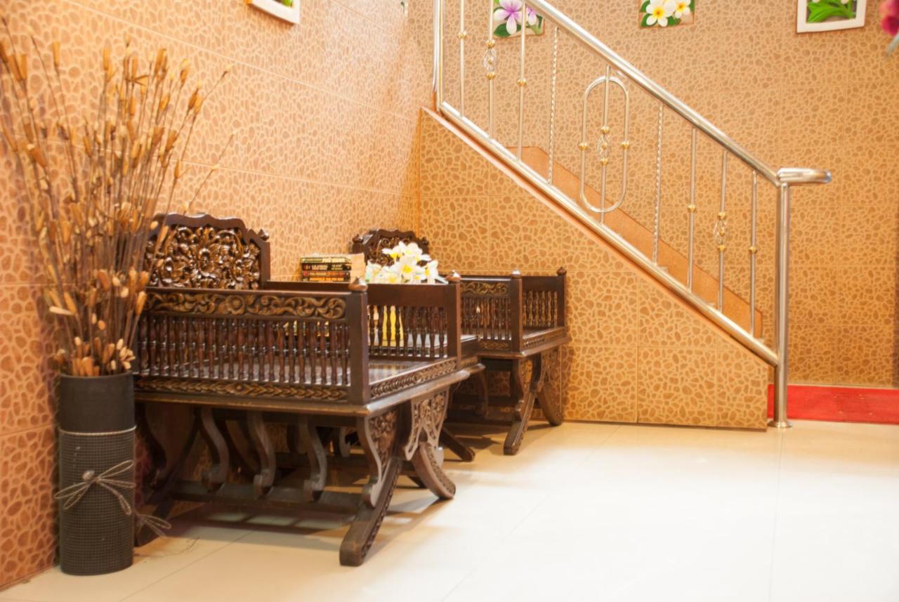 Thaiphiphat House Bangkok Kültér fotó