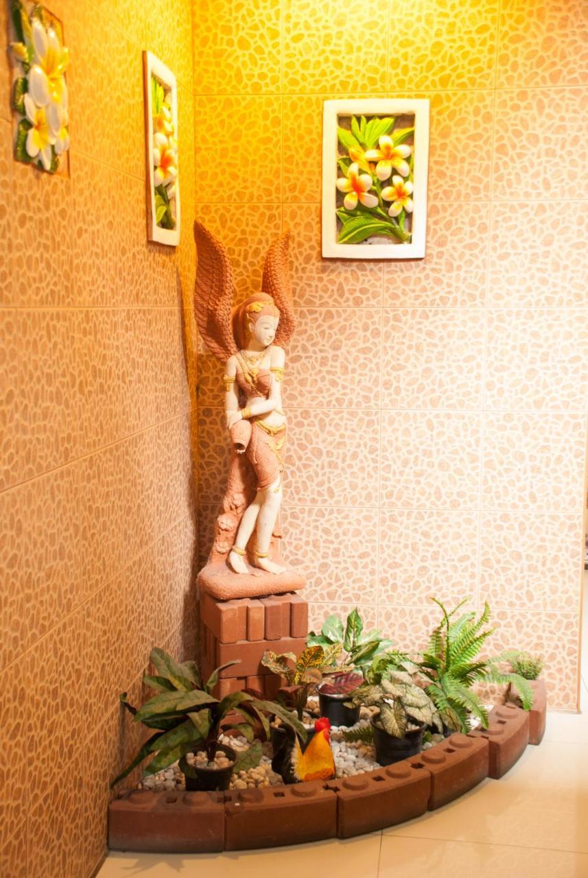 Thaiphiphat House Bangkok Kültér fotó